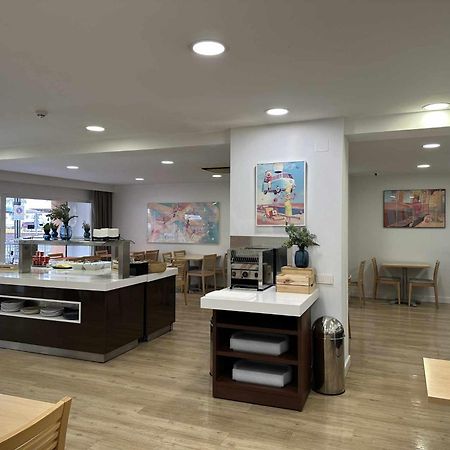 Estudio Pyr Privado Frente Al Puerto De Fuengirola Dış mekan fotoğraf