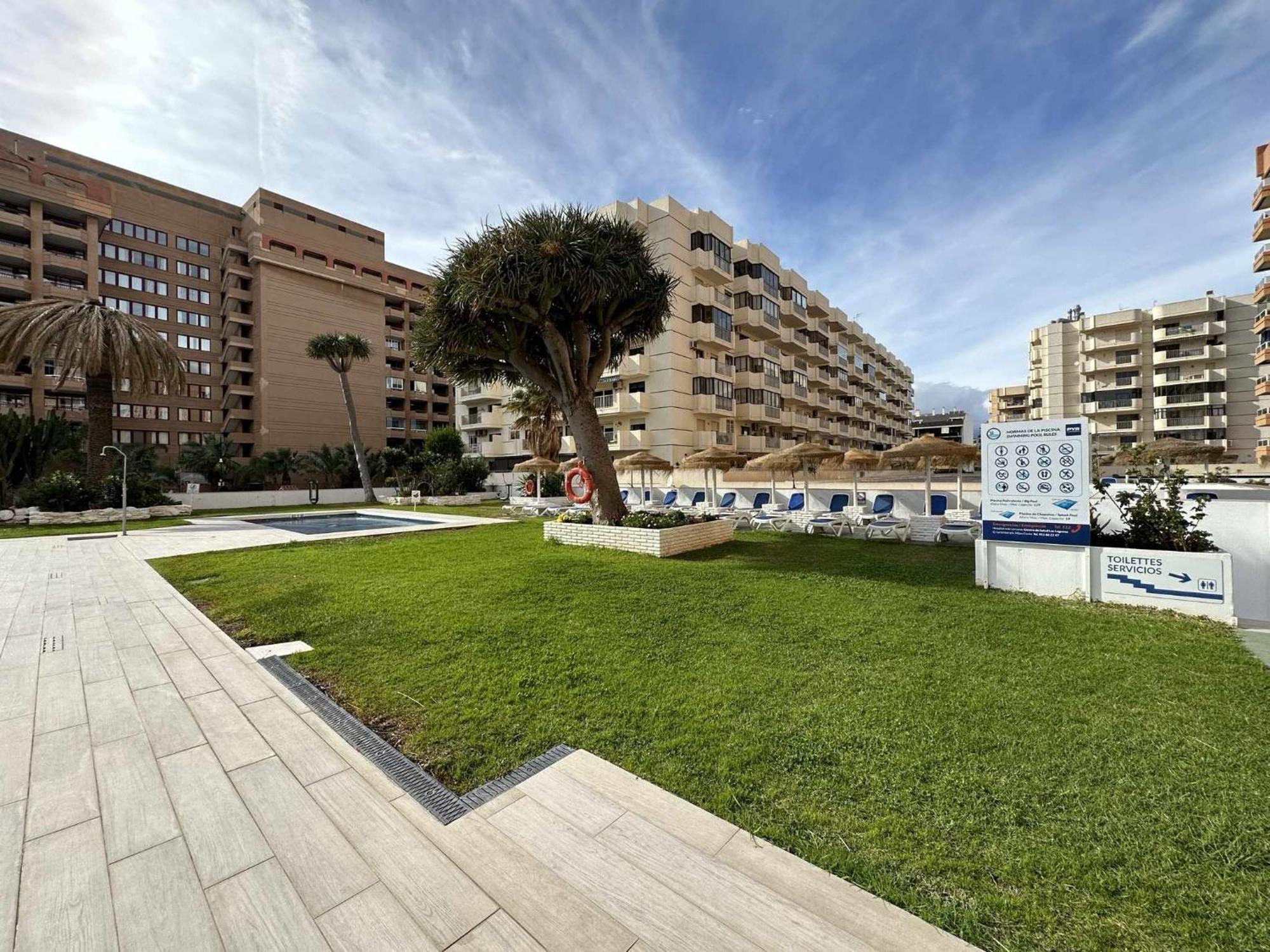 Estudio Pyr Privado Frente Al Puerto De Fuengirola Dış mekan fotoğraf